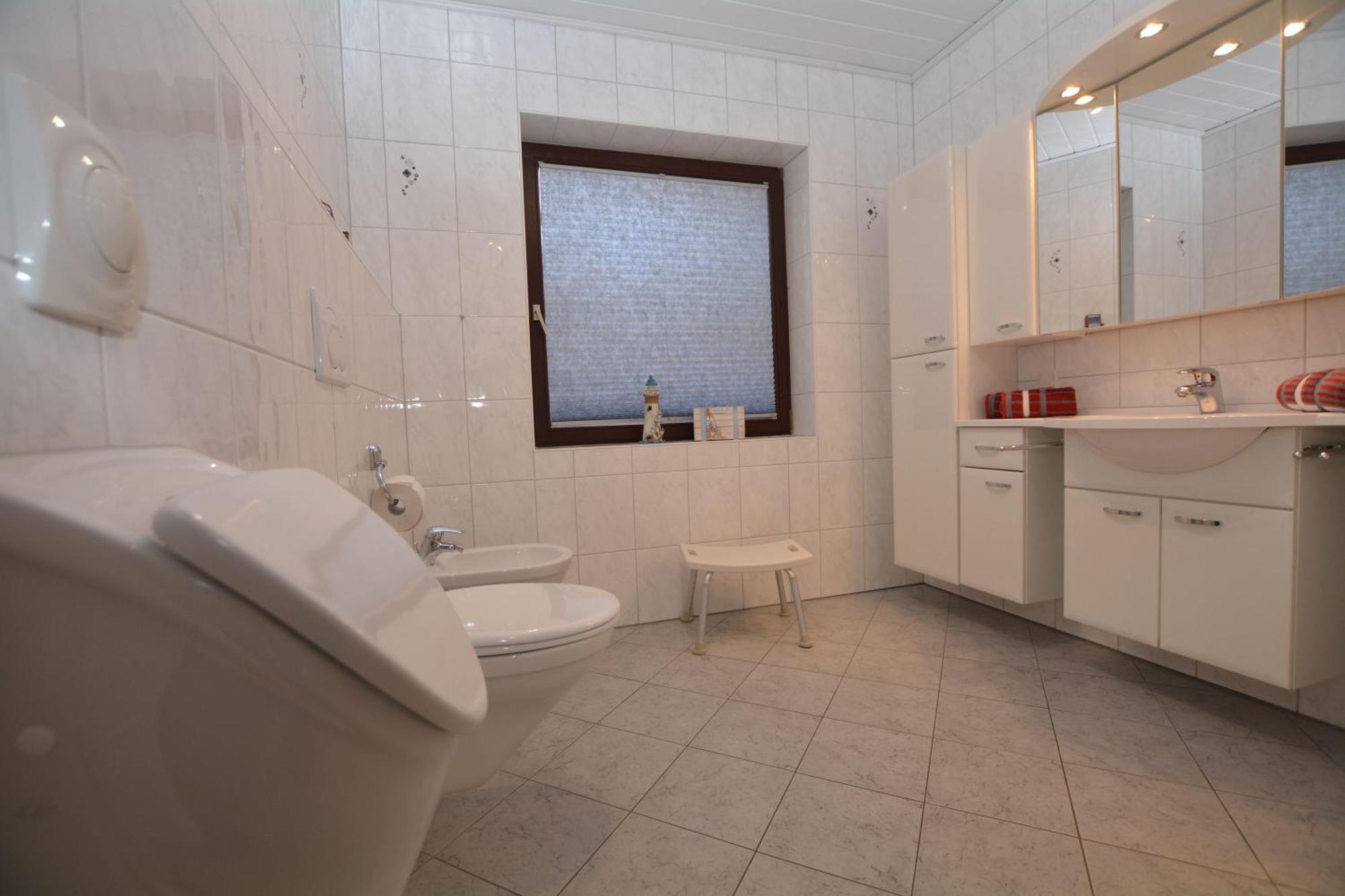 Haus Lily Nr.02 Bis Zu 6 Personen Davon Max. 2 Kinder Бюзум Екстер'єр фото