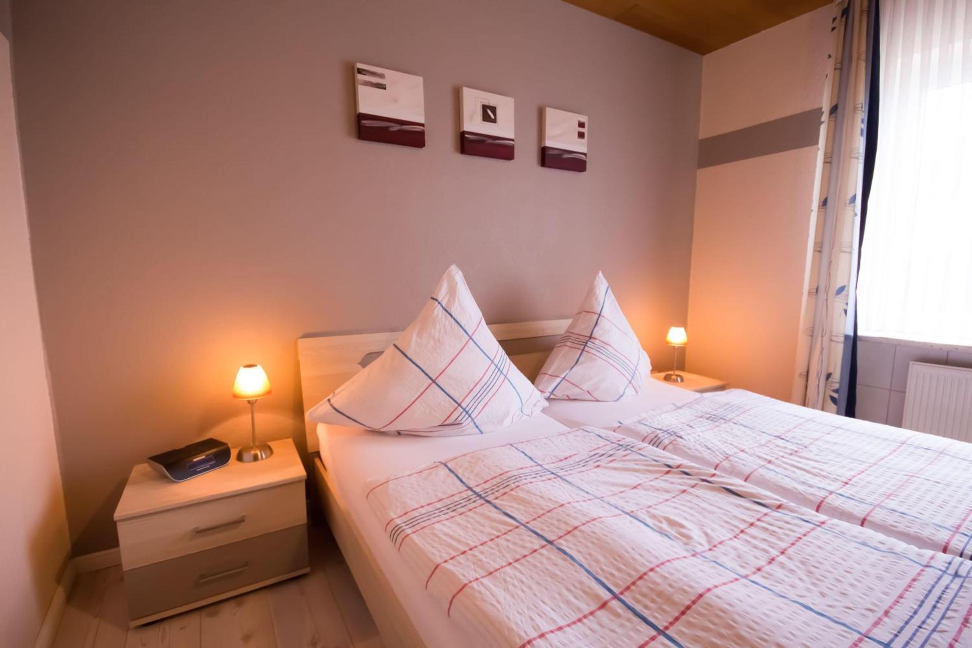 Haus Lily Nr.02 Bis Zu 6 Personen Davon Max. 2 Kinder Бюзум Екстер'єр фото