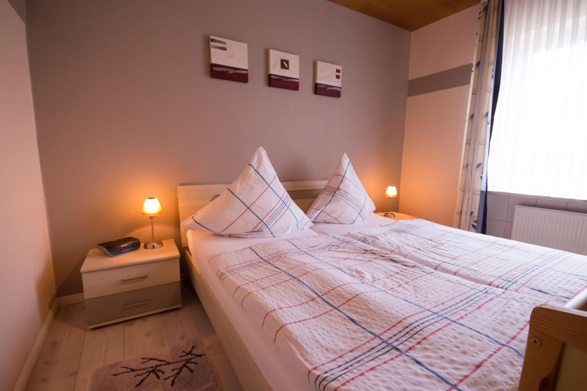 Haus Lily Nr.02 Bis Zu 6 Personen Davon Max. 2 Kinder Бюзум Екстер'єр фото